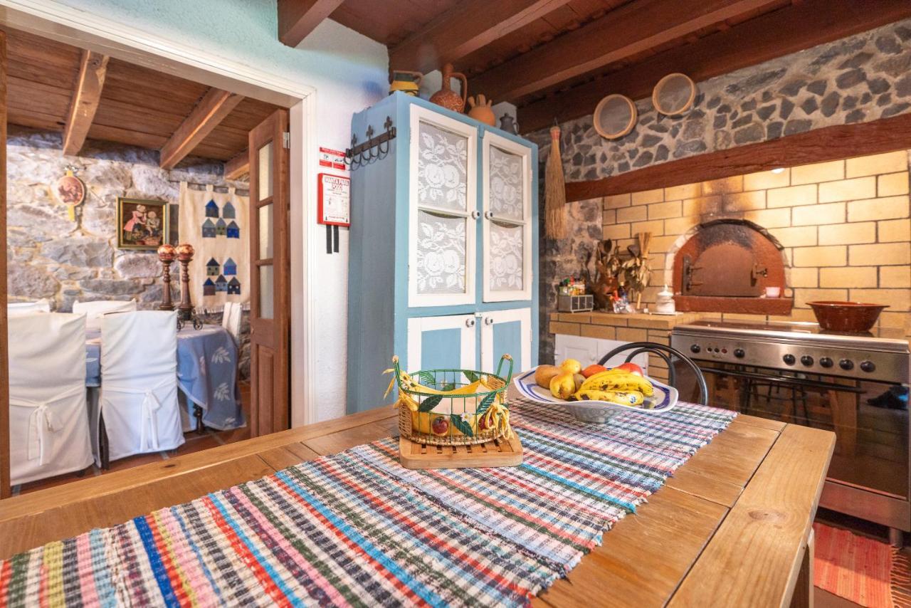 Cyane & Vigo'S Cottage, Caminho Do Massapez, N.º40 Arco da Calheta  Kültér fotó